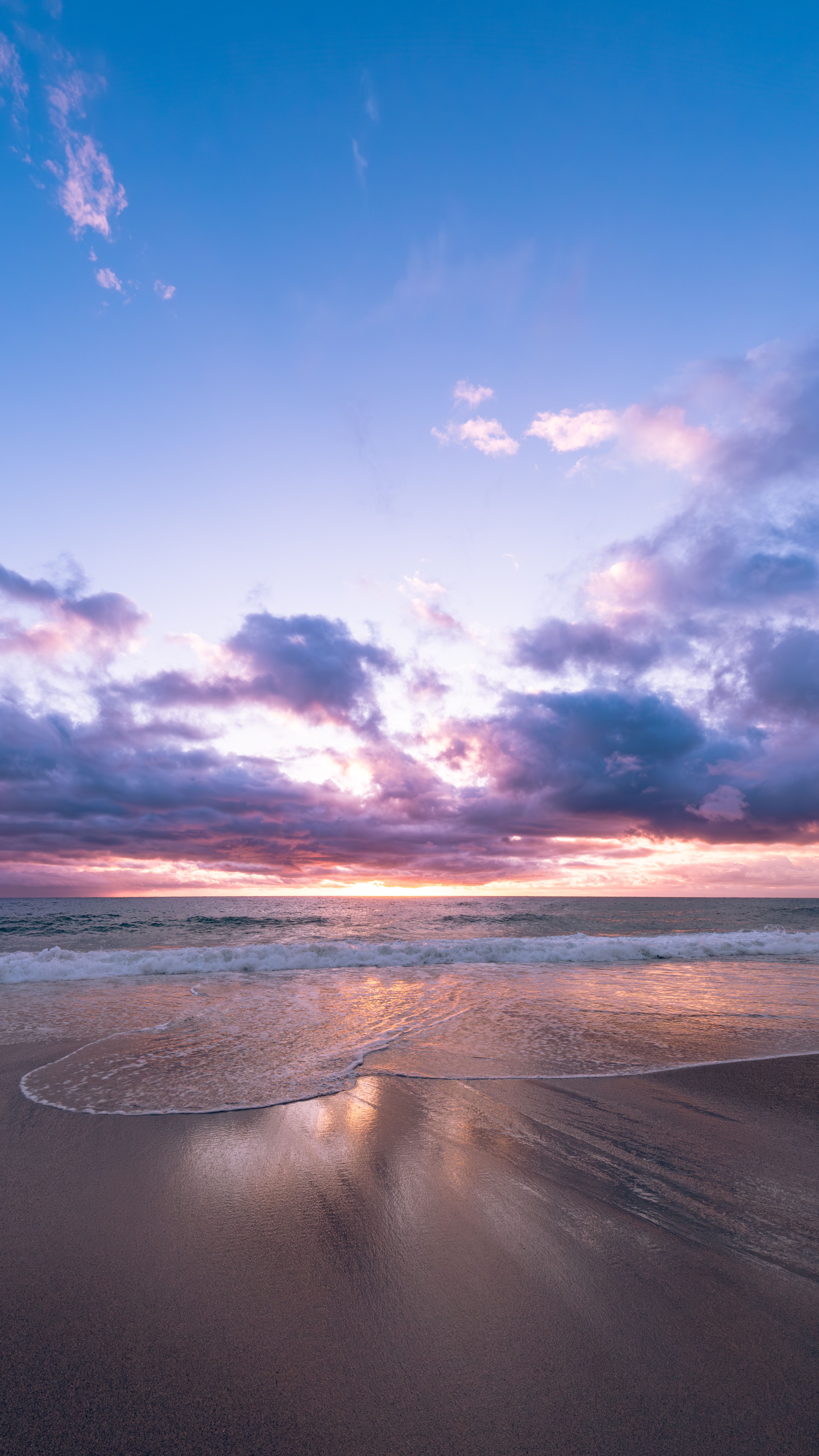 Breathtaking Sunset Over Alanya Beach With Vibrant Sky And Ocean Waves. HD mobile wallpaper