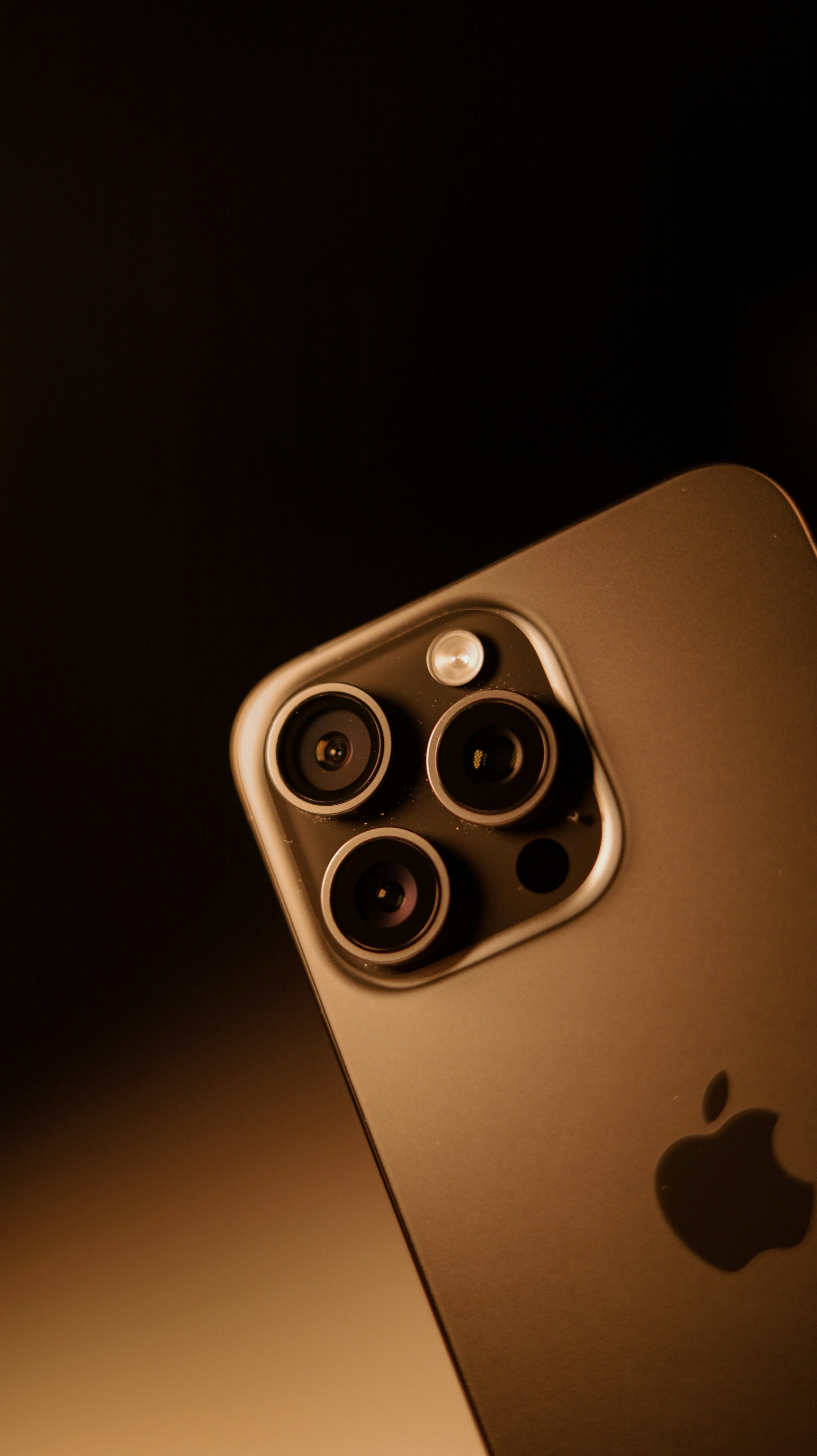 IPhone 15 Pro Max Wallpaper