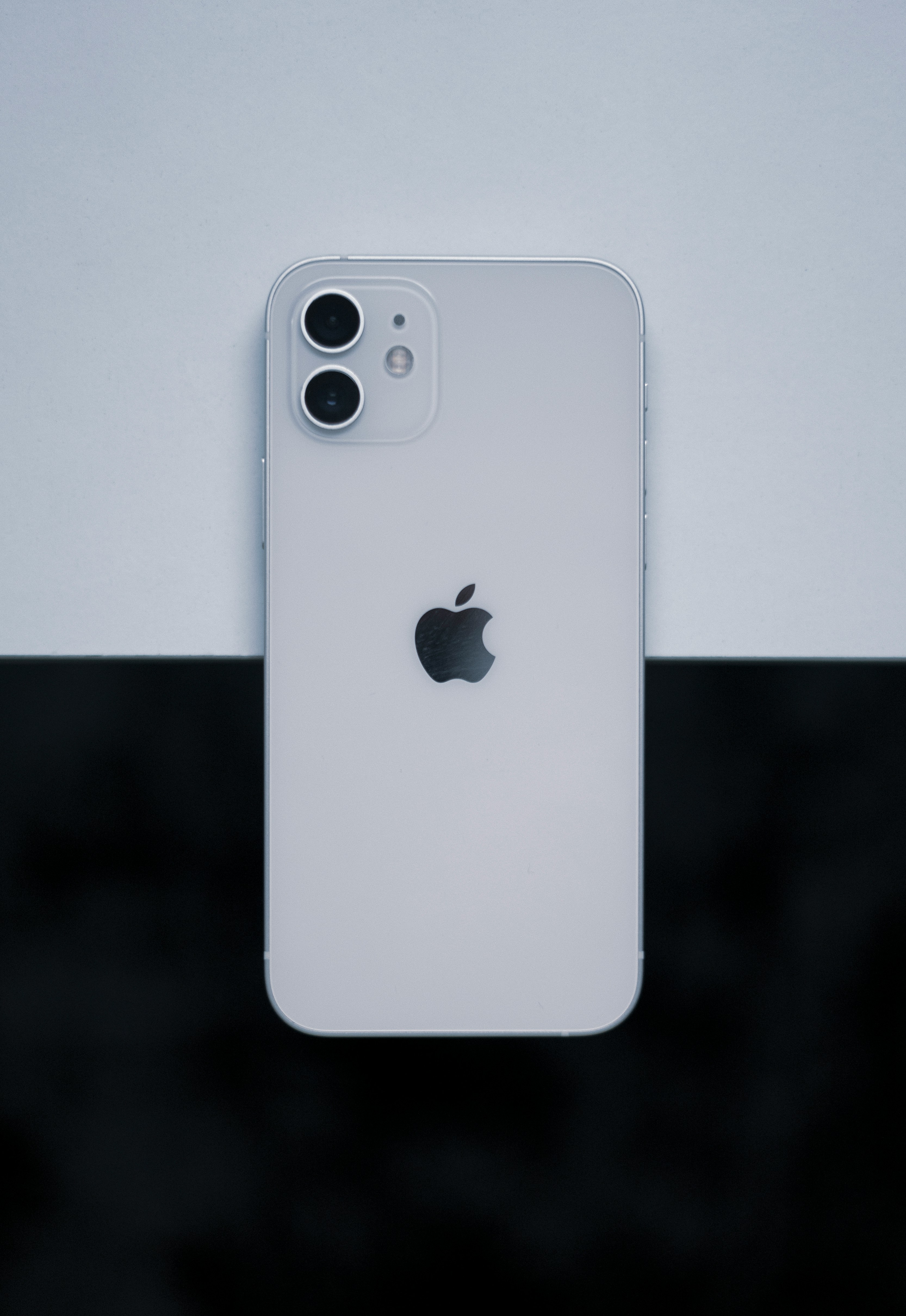 Instagram @hamza01nsr - IPHONE 12