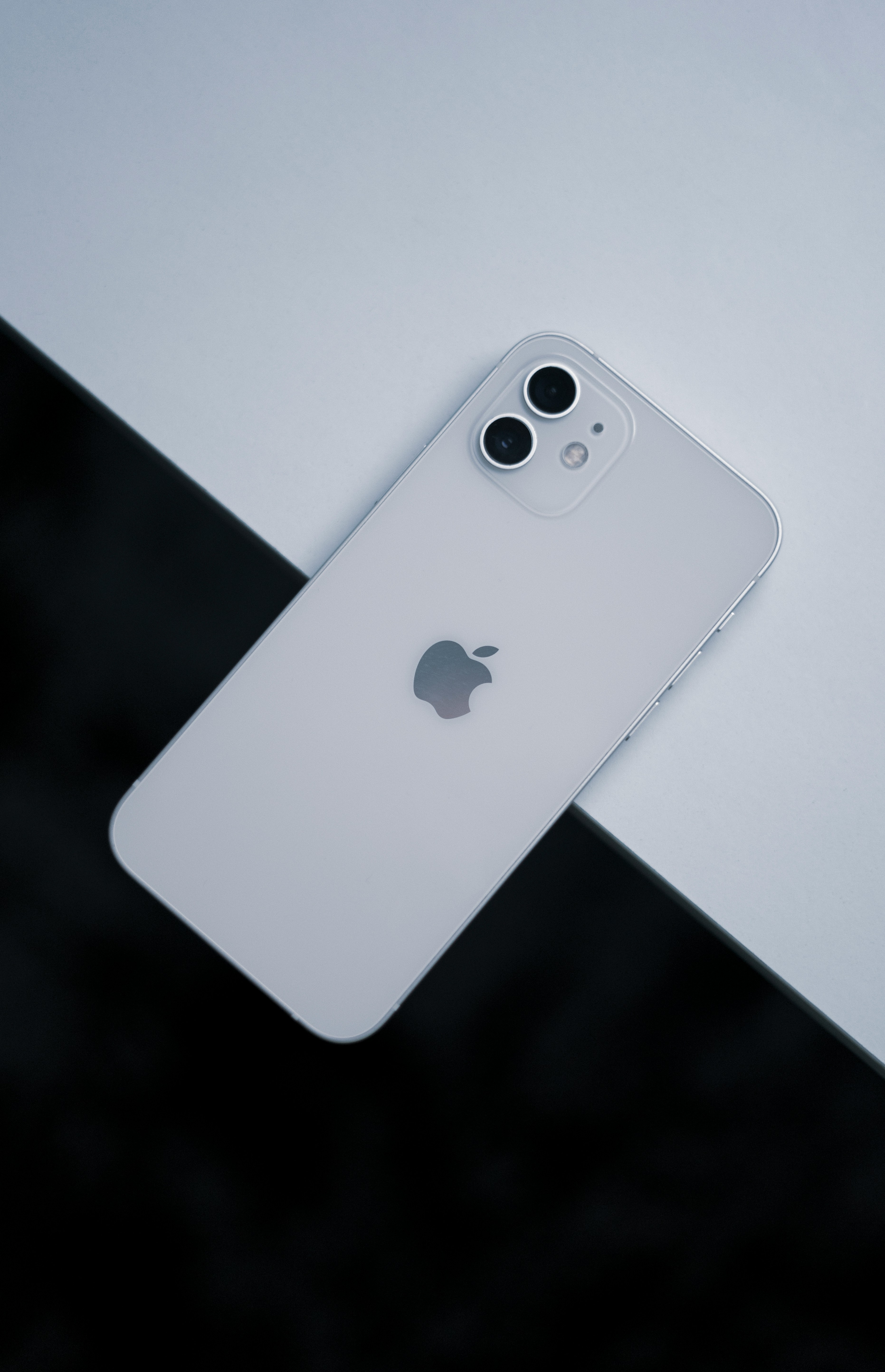 Instagram @hamza01nsr - IPHONE 12